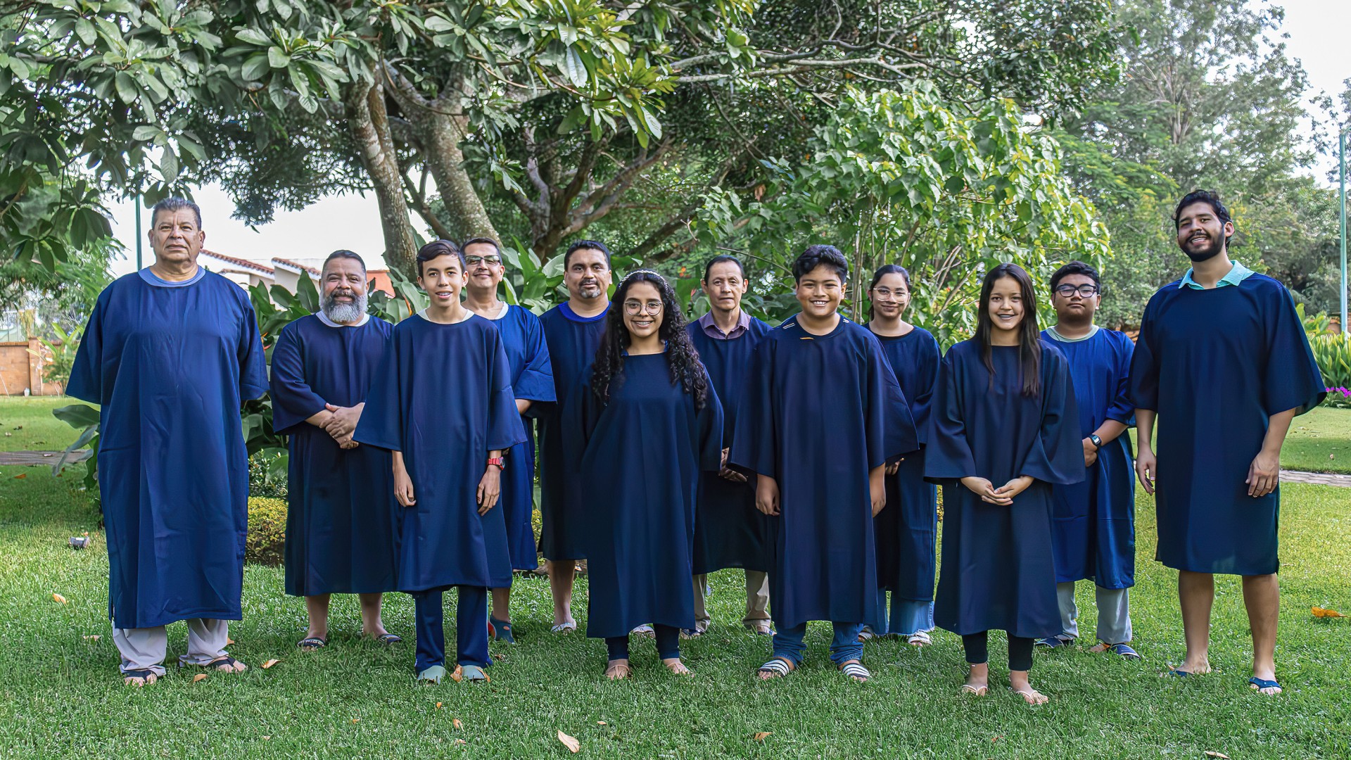 Artículo | ¡Celebramos el bautismo de 10 hermanos nuestros!