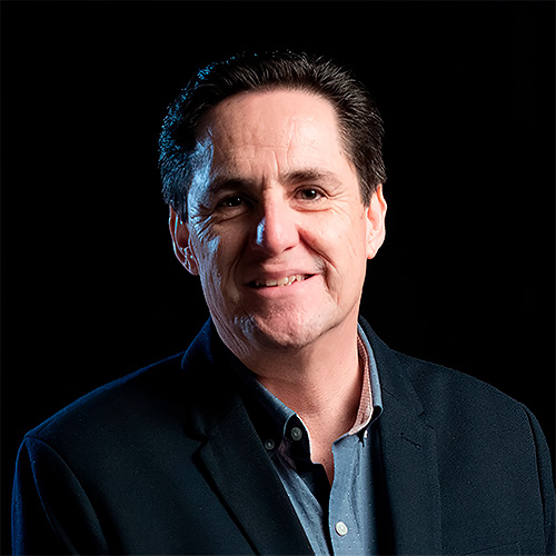 Pastor Carlos Contreras